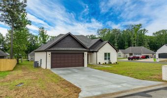 100 Michelle Dr, Beebe, AR 72012