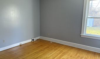 152 Blacks Rd 1st floor, Cheshire, CT 06410