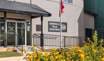 115 S Main St, Adairsville, GA 30103