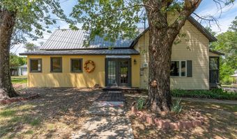 1421 Hendrix St, Altus, AR 72821