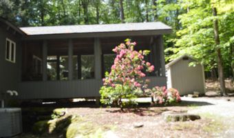 113 Iroquois Ave, Becket, MA 01223