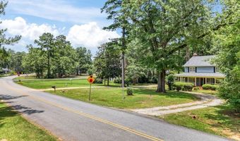 2420 E Alberson Dr, Albany, GA 31721