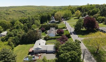 13 Governors Ln, Bethel, CT 06801