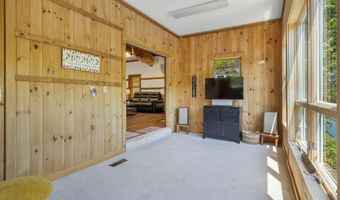 30 Riverside Dr, Ashland, NH 03217