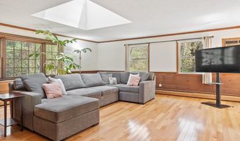 14 Minot Ave, Acton, MA 01720