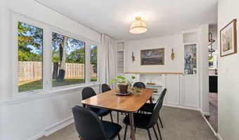 1008 Valley Dr, Ashland, OH 44805