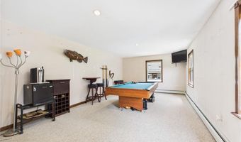 163 Winterberry Rd, Narragansett, RI 02874