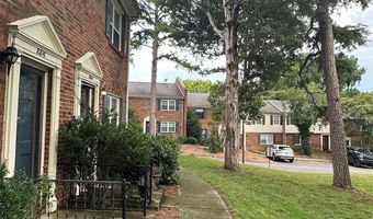 8816 Hunter Ridge Dr, Charlotte, NC 28226