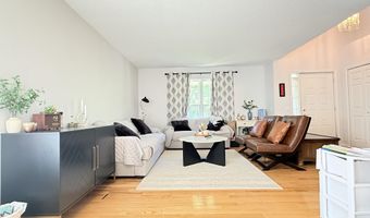 4953 S Ridgeside Cir, Ann Arbor, MI 48105