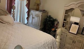 521 N Calhoun Shores Pkwy, Calhoun Falls, SC 29628