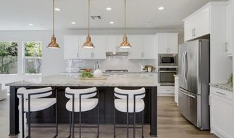 21840 Deer Grass Dr, Escondido, CA 92029