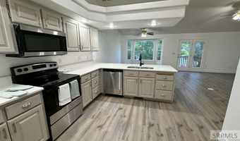 3818 Silverwood Cir, Idaho Falls, ID 83406