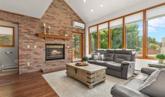 9642 W 69th Pl, Arvada, CO 80004