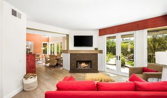 7686 E Big Canyon Dr, Anaheim, CA 92808