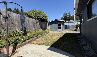 98825 PLEASANT HILL Dr 26, Brookings, OR 97415
