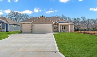318 Rockers Dr, Baldwin City, KS 66006