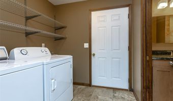 928 Northdale Dr, Alton, IL 62002