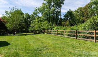 5 Mallory Meadows Ct, Arden, NC 28704