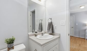 133 LAKE Ter, Alabaster, AL 35007