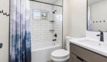 311 N School St, Cascade, ID 83611
