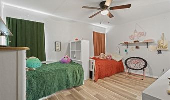 813 E 2nd St, Weatherford, TX 76086