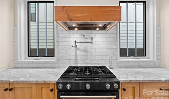 2649 Chesterfield Ave, Charlotte, NC 28205