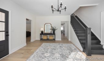 101 Carl Dr NE, Ada, MI 49301
