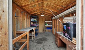 16720 Columbia Ave, Caldwell, ID 83607