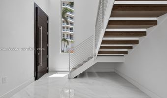 3750 Yacht Club Dr TH5, Aventura, FL 33180