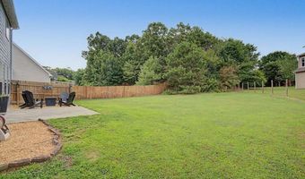 17 Redwood Dr, Adairsville, GA 30103