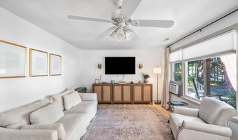 17 Dennis Crk, South Dennis, NJ 08210