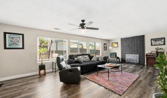 1500 S Citrus Ave, Escondido, CA 92027