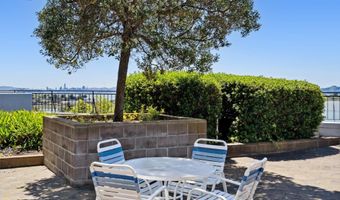 555 Pierce St 203, Albany, CA 94706