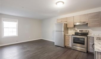 49 Taylor Ave 206, Bethel, CT 06801