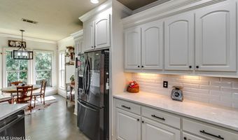 513 Willow Valley Cir, Brandon, MS 39047