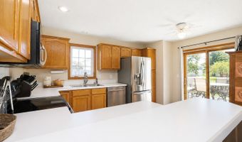 802 13th St SE, Altoona, IA 50009