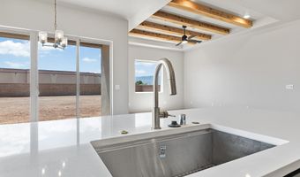 3674 Red Arroyo Dr, Alamogordo, NM 88310
