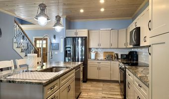 10 Bogue Chitto Ln, Bar Harbor, ME 04609