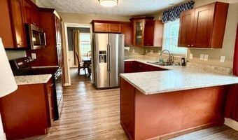 202 Brierwood Ln, Beaver, WV 25813