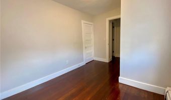 14 S Baptist St, Newport, RI 02840