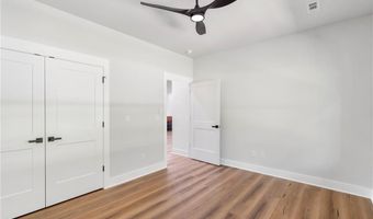 19 Fountainhall Ln, Bella Vista, AR 72715