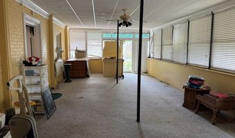 240 Whittle Cir, Ashburn, GA 31714