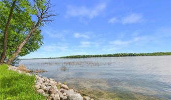 2301 S Le Homme Dieu Dr NE, Alexandria, MN 56308