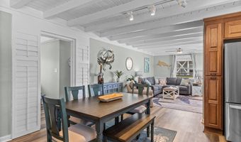 125 Pelican Dr, Atlantic Beach, NC 28512