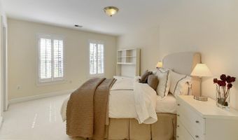3706 RUST Rd, Annandale, VA 22003