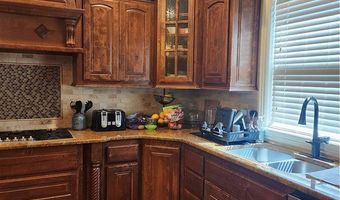 1705 SW Hayfield Ave, Bentonville, AR 72713