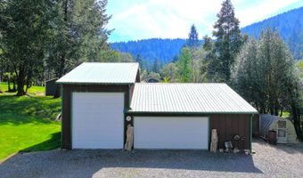 1008 WINCHUCK RIVER Rd, Brookings, OR 97415