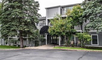 7675 142nd St W 314C, Apple Valley, MN 55124