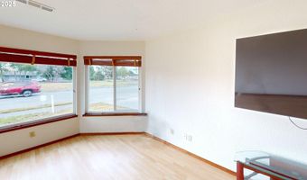 570 VELOPA Ct, Brookings, OR 97415