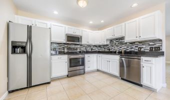 92 Chateau Blvd, Batesville, IN 47006